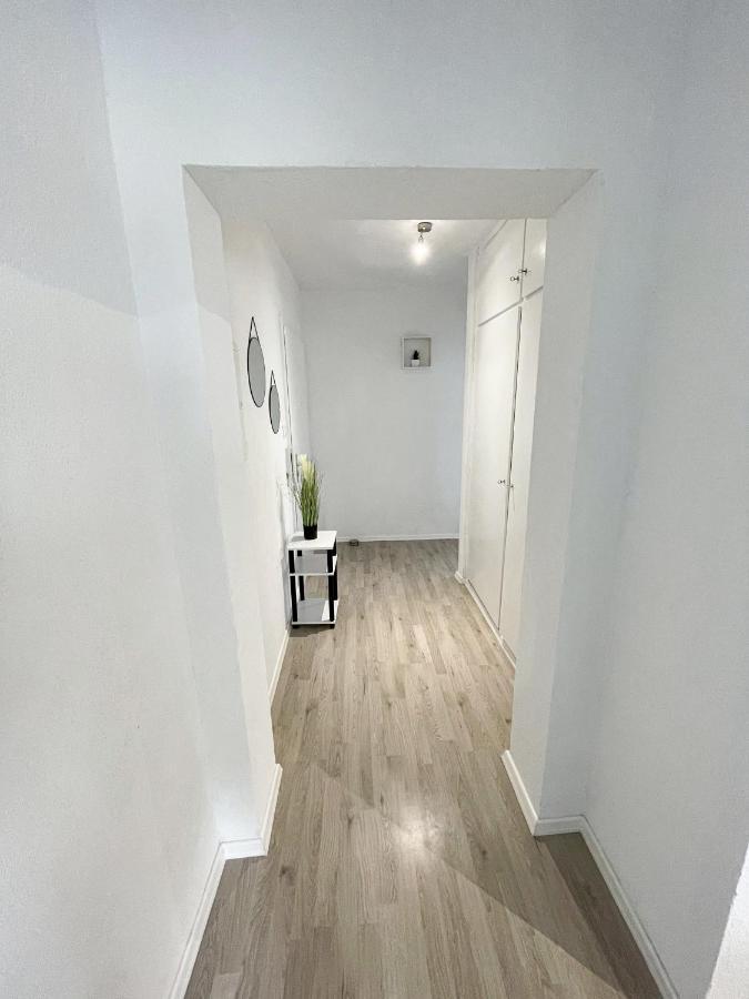 Perfekte 1,5 Wohnung Zentral In Leonberg Gegenueber Einkaufzentrum Exteriér fotografie