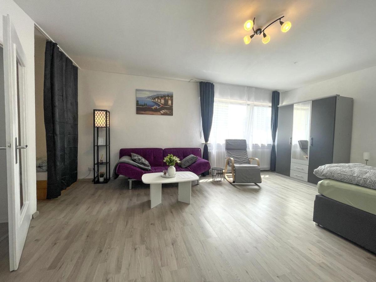 Perfekte 1,5 Wohnung Zentral In Leonberg Gegenueber Einkaufzentrum Exteriér fotografie