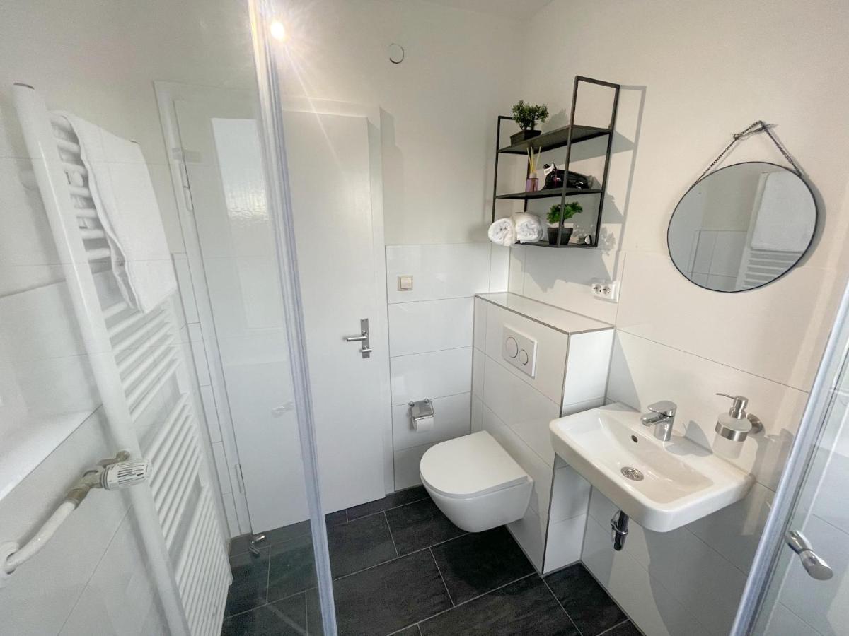 Perfekte 1,5 Wohnung Zentral In Leonberg Gegenueber Einkaufzentrum Exteriér fotografie