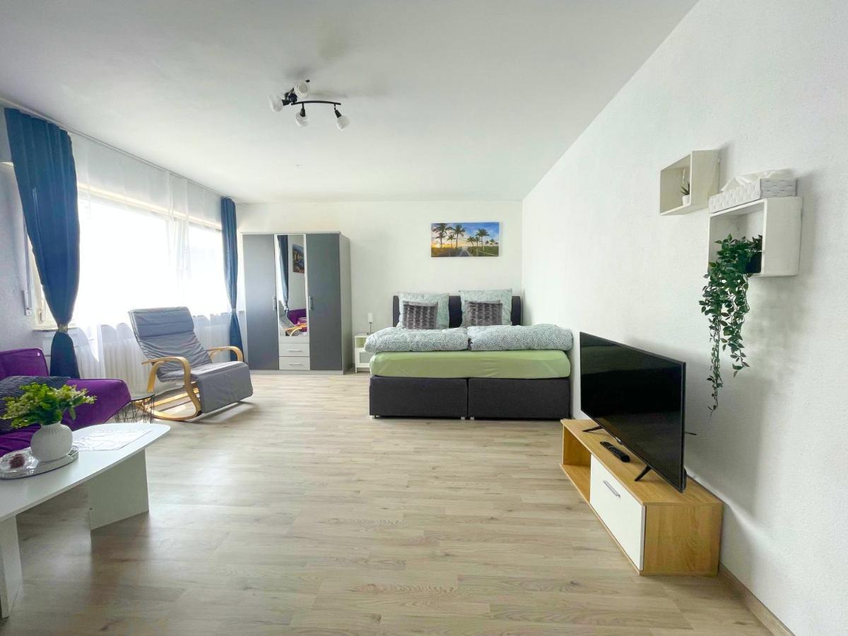 Perfekte 1,5 Wohnung Zentral In Leonberg Gegenueber Einkaufzentrum Exteriér fotografie