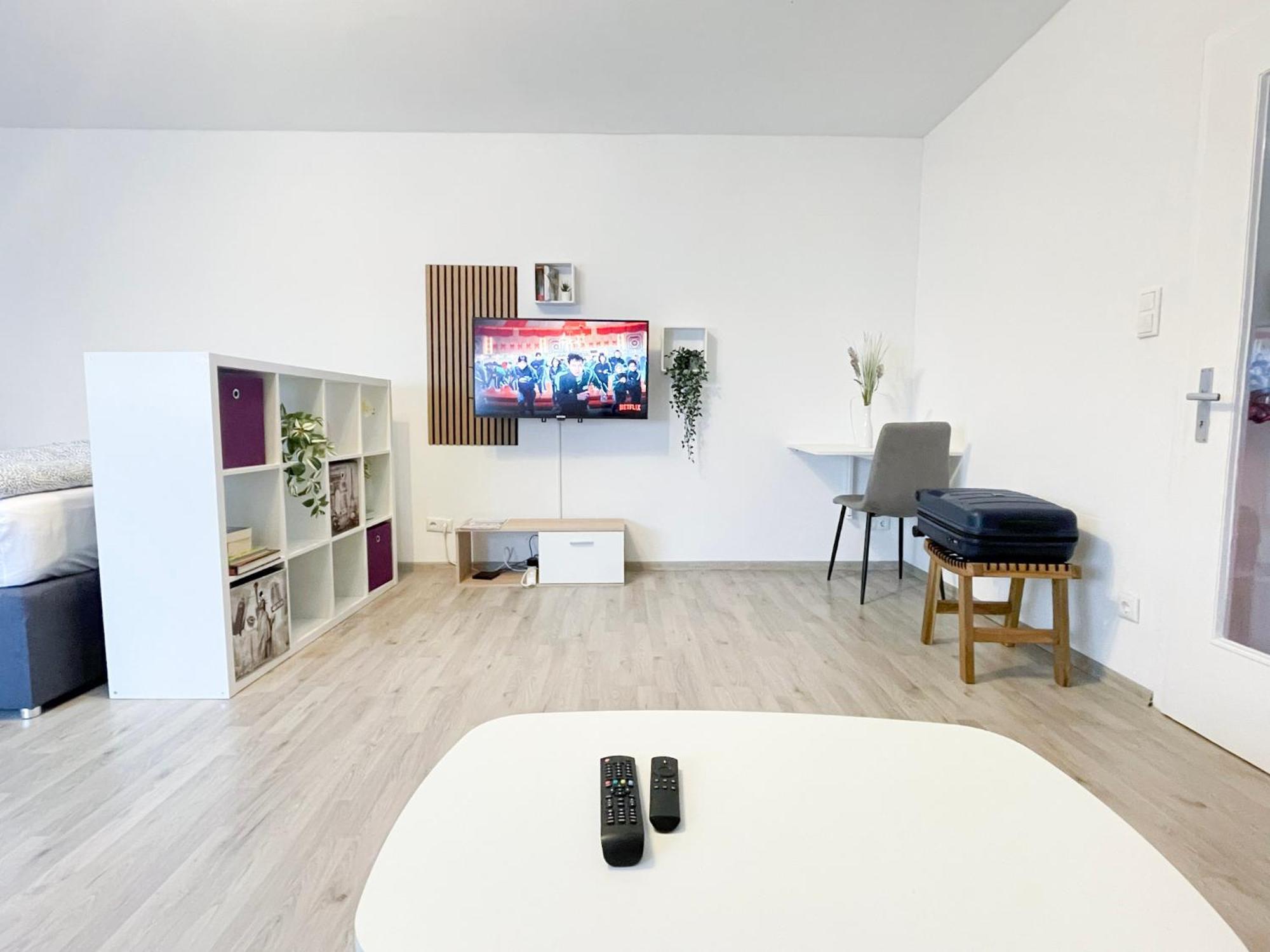 Perfekte 1,5 Wohnung Zentral In Leonberg Gegenueber Einkaufzentrum Exteriér fotografie